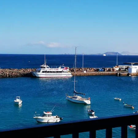 El Faro Playa Blanca