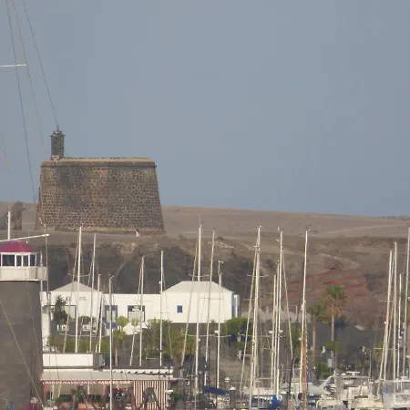 El Faro Apartament *