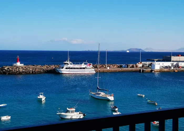 El Faro Playa Blanca